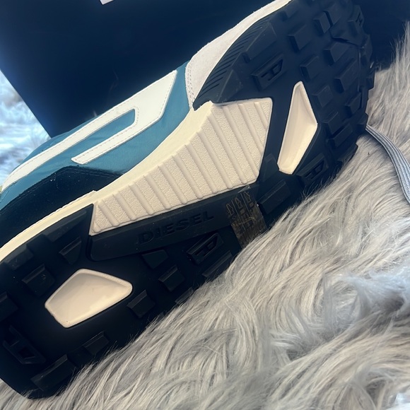 Diesel - Picture 4 of 6